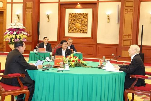 Hình ảnh cuộc gặp cấp cao ba nước Việt Nam-Campuchia-Lào