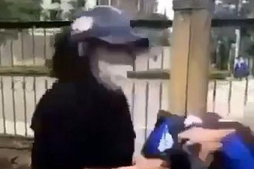 Làm rõ vụ học sinh lớp 10 bị hành hung, quay video đưa lên mạng xã hội
