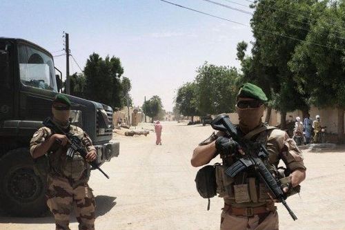 Pháp lại gặp rắc rối mới tại căn cứ quân sự ở nước láng giềng giáp Niger