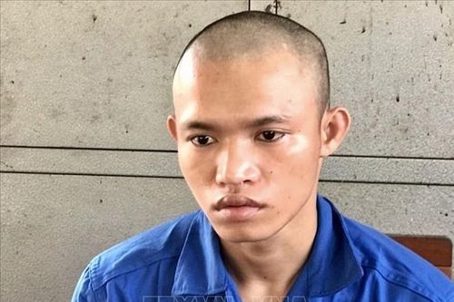 Tạm giữ đối tượng tàng trữ chất ma túy, vũ khí quân dụng