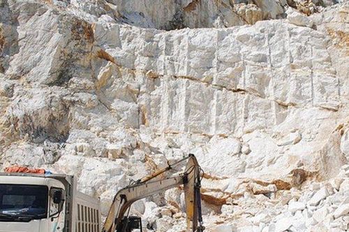 Xây dựng 1369 bị phạt và truy thu thuế 120 triệu đồng