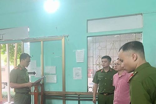 Bắt giam kế toán xã lập khống hồ sơ rút tiền ngân sách