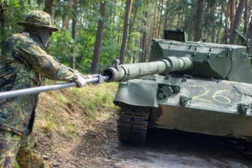 Quốc gia thuộc NATO sử dụng xe tăng ở bảo tàng để huấn luyện binh sĩ Ukraine