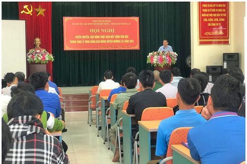 Để nếp sống văn hóa trong tang lễ vùng đồng bào Mông thành tập quán bền vững