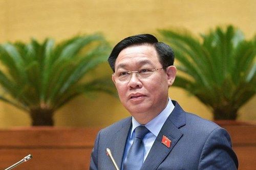 Thúc đẩy sự tham gia sớm của trẻ em vào các hoạt động chính trị, xã hội