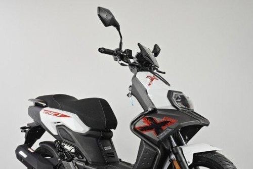 Keeway FACT X 125 - xe ga thiết kế bất đối xứng cực lạ