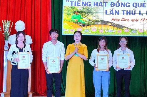 Xã Yang Nam đạt giải nhất Liên hoan 'Tiếng hát đồng quê' huyện Kông Chro