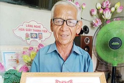 Người trưởng thôn tận tâm