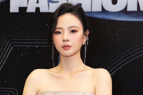 Midu tiết lộ từng bị bạn bè chê bai ngoại hình