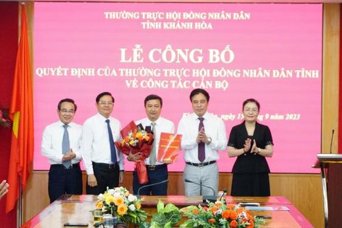 Ông Trần Nam Bình giữ chức vụ Chánh Văn phòng Đoàn Đại biểu Quốc hội và HĐND tỉnh