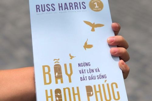 'Bẫy hạnh phúc': Cách thoát khỏi bể khổ cuộc đời để sống ý nghĩa