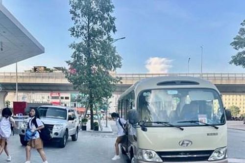 Quản lý chặt điều kiện xe đưa đón học sinh