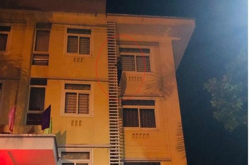 Khống chế kẻ ngáo đá 'làm xiếc' trên nhà cao tầng ở Tuyên Quang