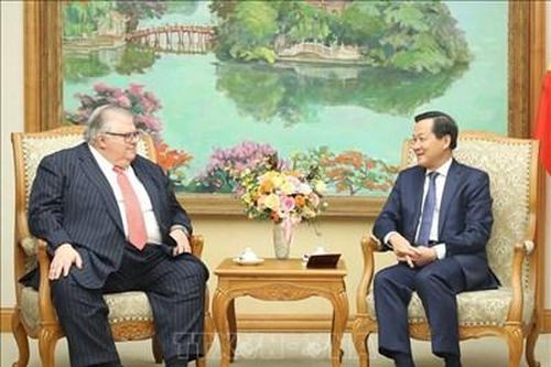 Phó thủ tướng Lê Minh Khái tiếp Tổng giám đốc Ngân hàng Thanh toán quốc tế