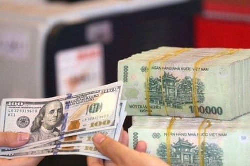 Bài toán đánh đổi lãi suất - tỉ giá của Ngân hàng Nhà nước