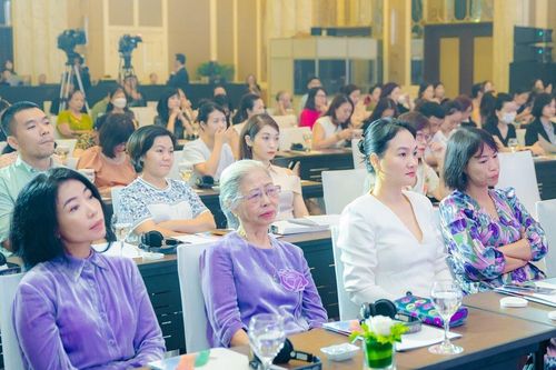 Hệ miễn dịch bị suy yếu, sức khỏe ngày càng kém: Làm gì để cải thiện?