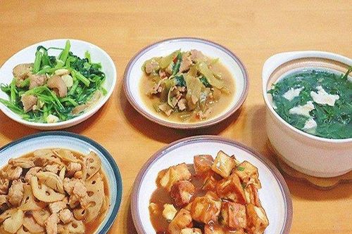 Thực đơn 5 món ai ăn cũng tấm tắc khen ngon