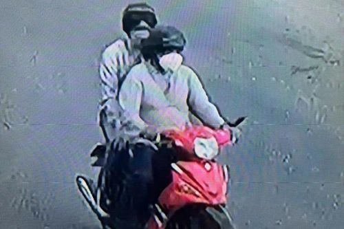 Truy tìm các mẫu trang sức trong vụ cướp tiệm vàng
