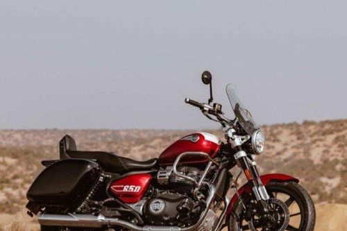 Ngắm 2023 Royal Enfield Super Meteor 650 giá hơn 196 triệu đồng