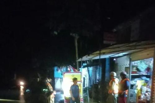 Nghệ An: Nước dâng cao gây ngập lụt khắp nơi, thủy điện liên tục xả lũ