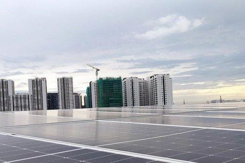 Điện mặt trời tích trữ được không, lợi hại ra sao cho lưới điện và môi trường?