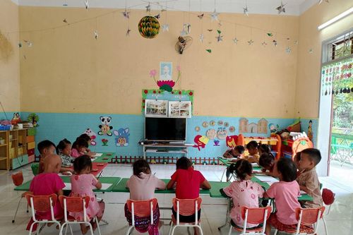 Nâng cao chất lượng nguồn lực, xóa mù chữ cho người dân vùng đồng bào dân tộc thiểu số
