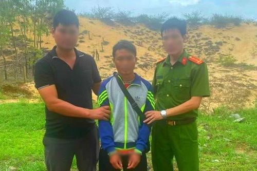 Bắt đối tượng đâm vợ khi đang hòa giải vụ ly hôn