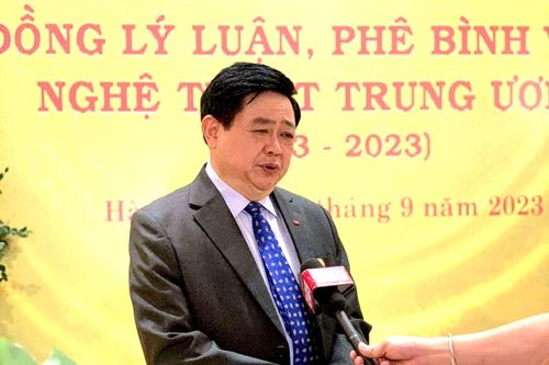 PGS.TS Nguyễn Thế Kỷ: Lĩnh vực nào cũng đòi danh hiệu NSND, NSƯT thì loạn