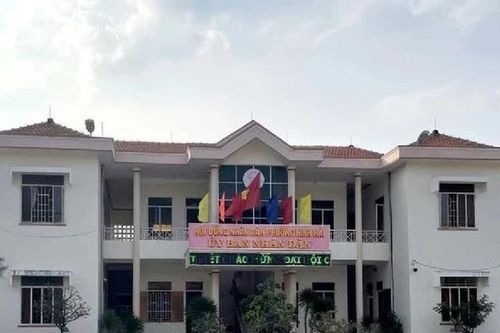 Bắt cựu phó chủ tịch phường ở Khánh Hòa vì lạm quyền