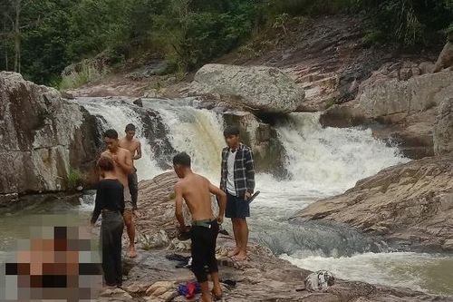 Gia Lai: Nhóm học sinh rủ nhau đi thác tắm, 2 em đuối nước thương tâm