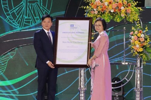 Non nước Cao Bằng được chứng nhận Công viên Địa chất Toàn cầu UNESCO