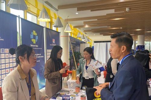 Quảng bá Chương trình và các sản phẩm Thương hiệu Quốc gia Việt Nam tại châu Âu