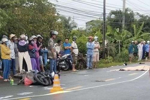 Người phụ nữ bị xe khách cán tử vong