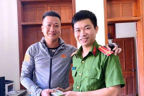 Trả lại hơn 40 triệu đồng cho người chuyển nhầm vào tài khoản