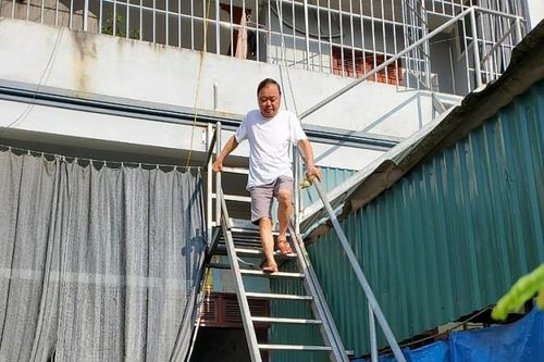 Nhà có cầu thang thoát hiểm như thế…