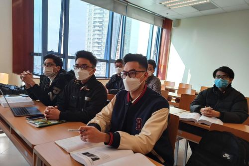 Xây dựng nền tảng đào tạo trực tuyến mở dùng chung ở bậc đại học