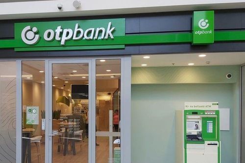 Ukraine bất ngờ loại ngân hàng Hungary khỏi danh sách 'tài trợ chiến tranh'