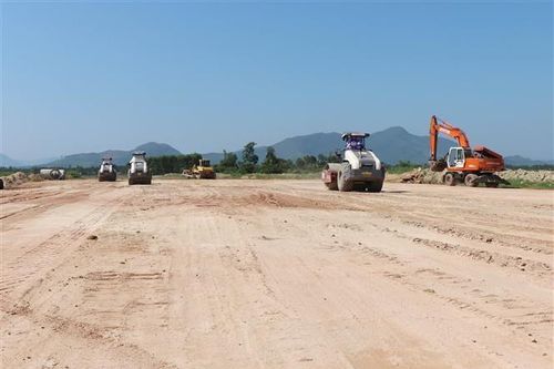 Quảng Bình đẩy tiến độ giải phóng mặt bằng cao tốc Bắc-Nam
