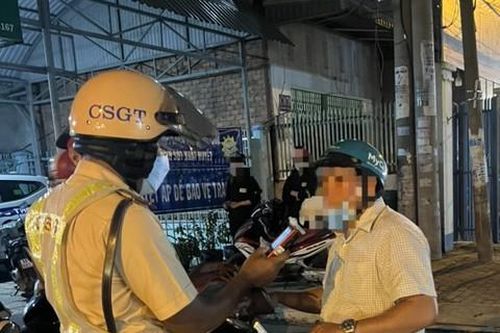 Công an H.Bình Chánh: Nỗ lực kéo giảm TNGT, xử lý nghiêm vi phạm độ cồn, chạy quá tốc độ