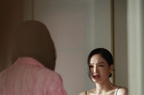 Nghi vấn Miu Lê 'cạch mặt' Phương Anh Đào sau khi đóng chung 'Chiếm đoạt'