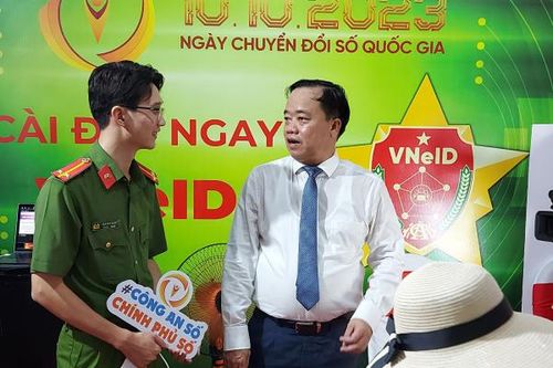 Cà Mau hưởng ứng Ngày chuyển đổi số quốc gia