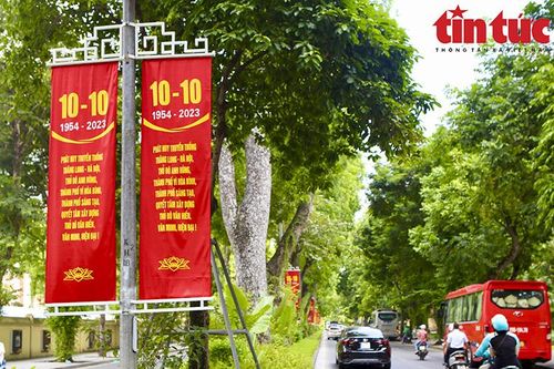 Ngày Giải phóng Thủ đô 10/10: Tiếp thêm niềm tin, sức mạnh
