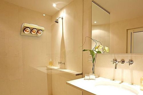 Những tác dụng tuyệt vời của đèn sưởi nhà tắm