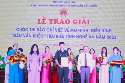 Cán bộ BĐBP đoạt 2 giải Cuộc thi báo chí viết về mô hình, điển hình 'Dân vận khéo' tỉnh Nghệ An năm 2023
