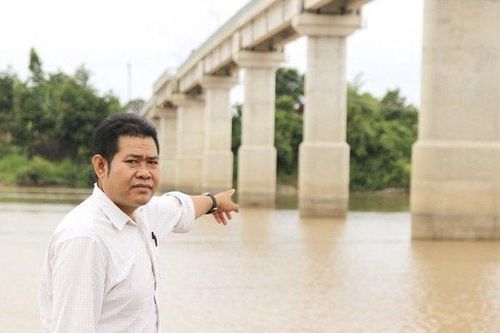 Người đàn ông được mệnh danh 'rái cá' sông Ba