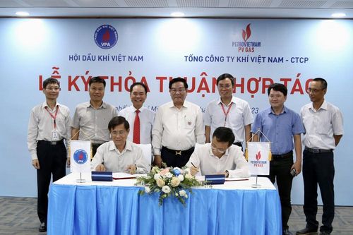 Hội Dầu Khí Việt Nam ký thỏa thuận hợp tác với PV GAS