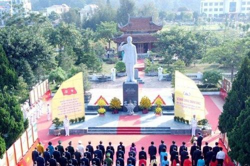 Quảng Ninh: Báo công dâng Bác nhân dịp kỷ niệm thành lập tỉnh