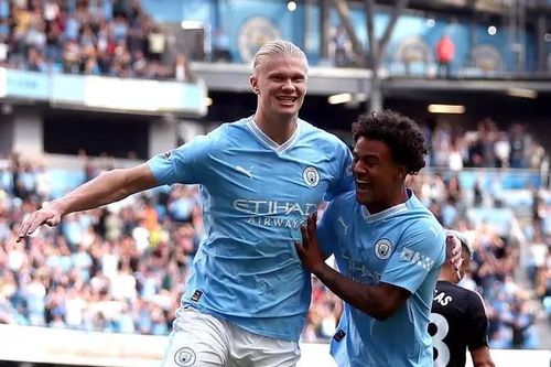 Man City thưởng đậm đàn em Haaland khiến Pep Guardiola thích mê