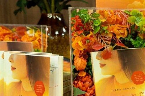 Cuốn sách giúp phụ nữ tìm sự hạnh phúc trong tâm hồn