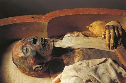 Bí ẩn những xác ướp dị nhất thế giới: Từ lời nguyền xác ướp Pharaoh đến xác ướp 'du hành thời gian' có 1-0-2